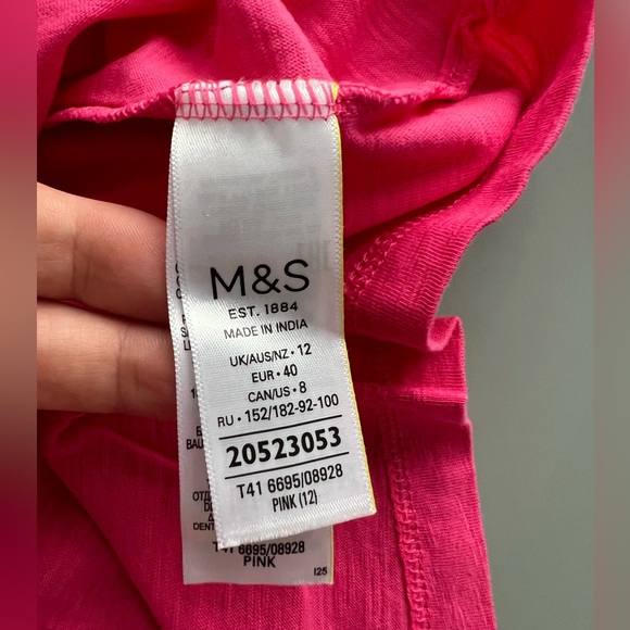 Mark’s & Spencer’s top size 8 - Picture 6 of 6